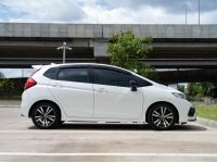 Honda Jazz 1.5 RS A/T ปี 2017 รูปที่ 6